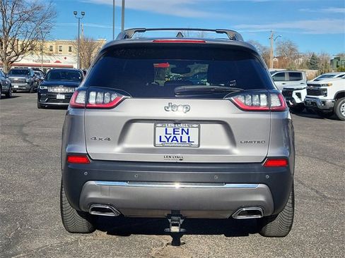 Used 2019 Jeep Cherokee Limited image 13