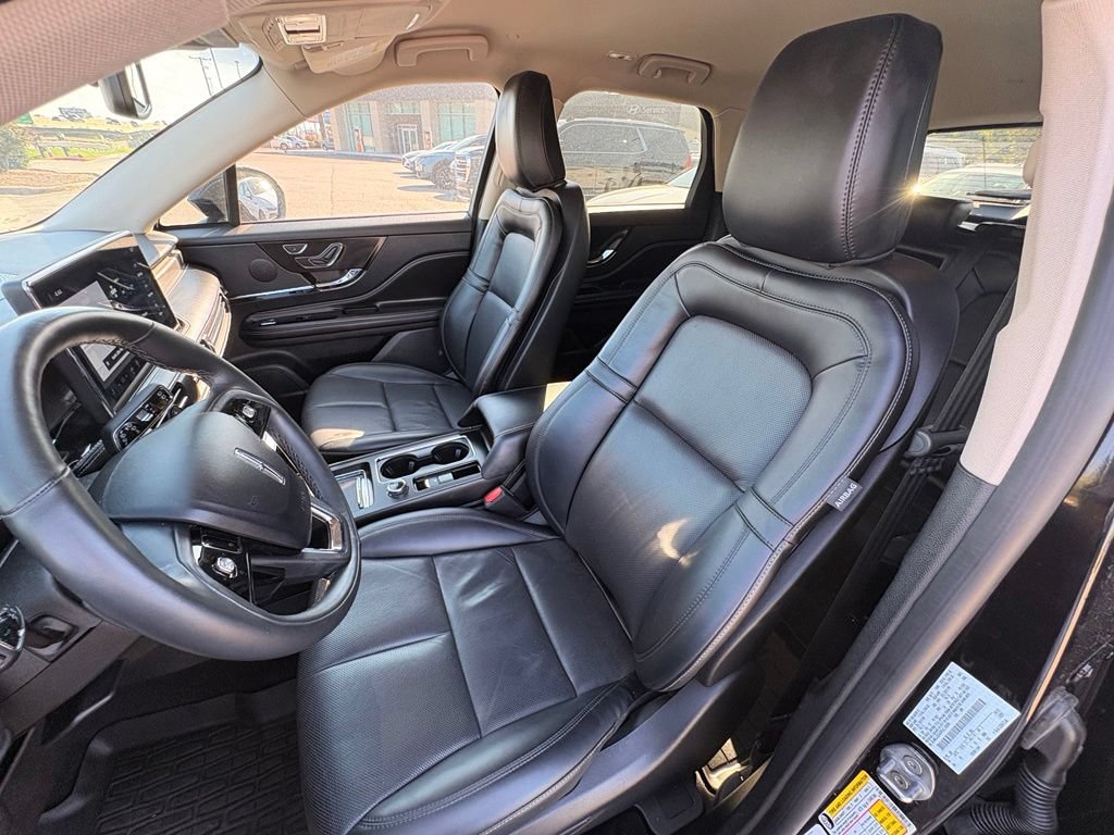 Used 2023 Lincoln Corsair Reserve AWD/4WD image 23