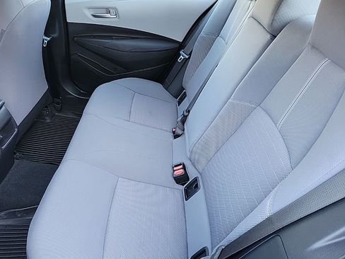 Used 2022 Toyota Corolla SE image 12