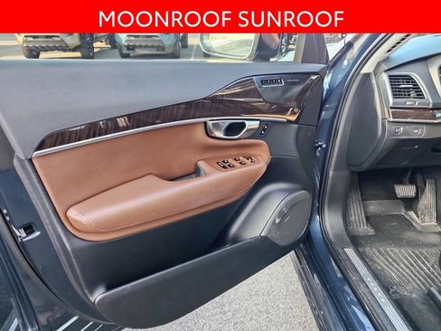 Used 2019 Volvo XC90 T6 Momentum w/ Advanced Package AWD/4WD image 5