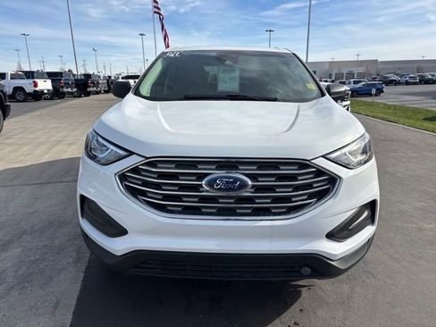 Used 2020 Ford Edge SE image 8