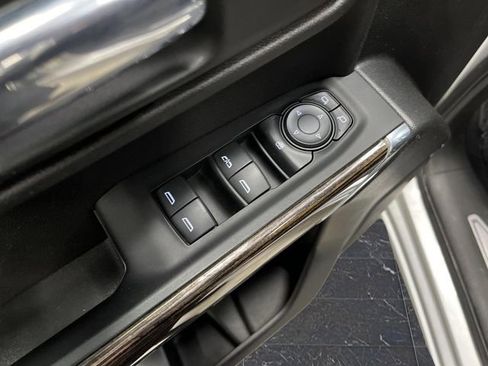 Used 2022 GMC Sierra 1500 Elevation image 28