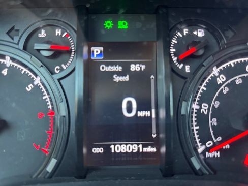 Used 2021 Toyota 4Runner SR5 Premium AWD/4WD image 11