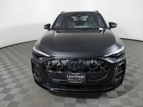 Used 2025 Audi Q5 2.0T Premium Plus w/ Premium Plus Package AWD/4WD image 22
