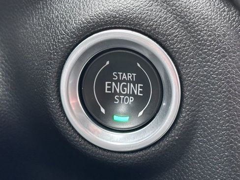 Used 2021 GMC Sierra 1500 AT4 image 24