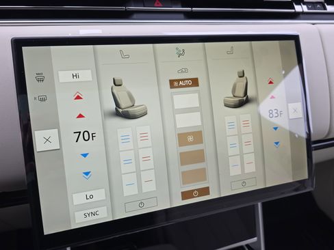 New 2026 Land Rover Range Rover SE image 24