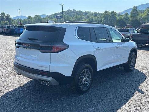 Used 2026 GMC Acadia Elevation AWD/4WD image 8