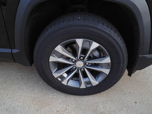 Certified 2026 Chevrolet Equinox LT FWD image 32