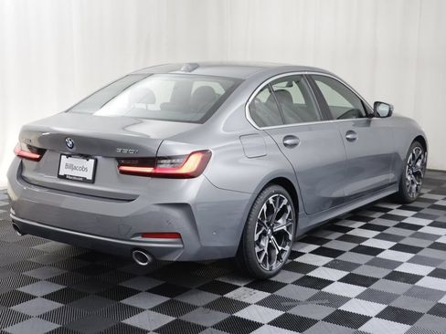 Used 2025 BMW 330i xDrive Sedan AWD/4WD image 19