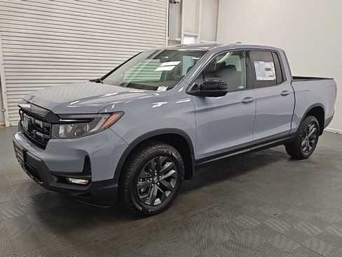 New 2026 Honda Ridgeline Sport image 4