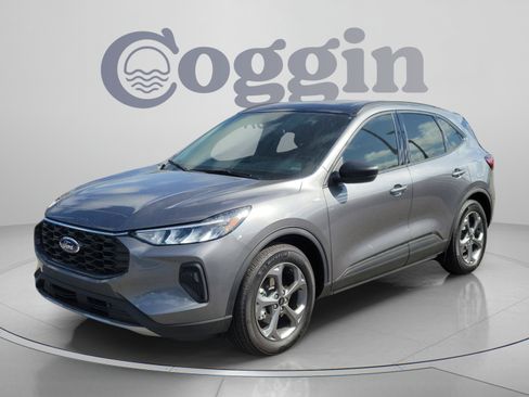New 2026 Ford Escape ST-Line w/ Tech Pack #1 FWD image 2