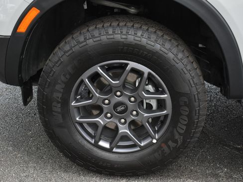 New 2026 Ford Ranger XLT w/ FX4 Off-Road Package AWD/4WD image 11