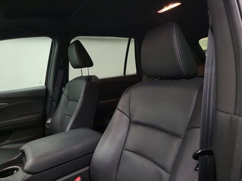 Certified 2025 Honda Passport EX-L image 19