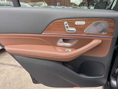 New 2026 Mercedes-Benz GLS 450 4MATIC image 17