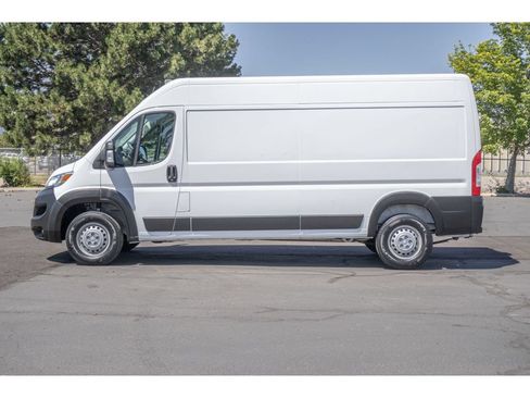 Used 2024 RAM ProMaster 3500 w/ Convenience Group FWD image 6