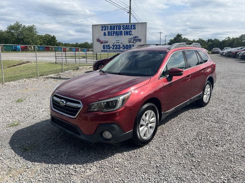Used 2019 Subaru Outback 2.5i Premium AWD/4WD image 2
