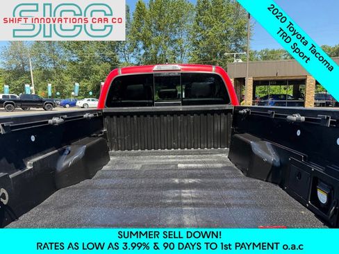 Used 2020 Toyota Tacoma TRD Sport w/ Technology Package AWD/4WD image 21