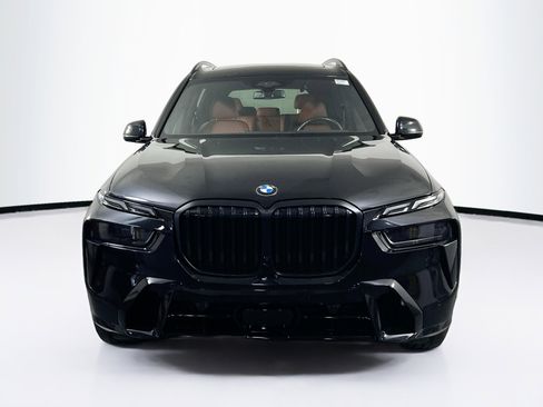 Used 2023 BMW X7 xDrive40i w/ M Sport Package image 2