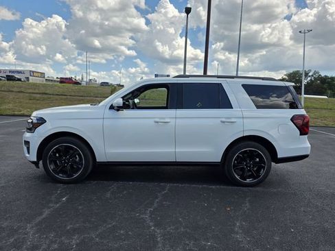 Used 2023 Ford Expedition Limited RWD image 8