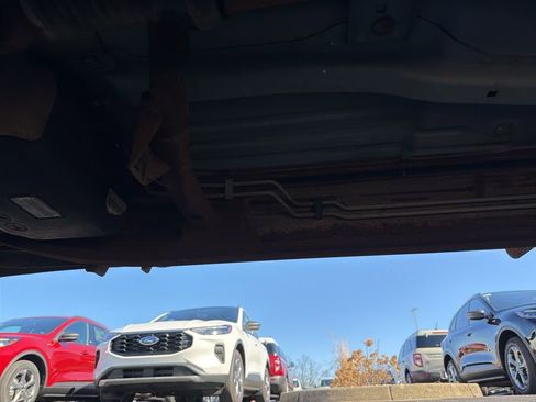 Used 2004 Chevrolet Silverado 2500 LT w/ Skid Plate Package image 17