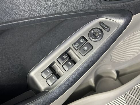 Used 2014 Kia Forte EX FWD image 22