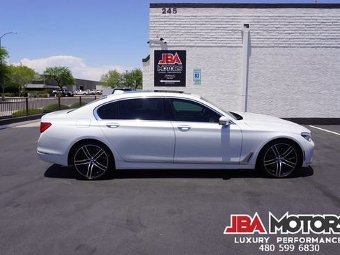Used 2018 BMW 750i RWD image 88