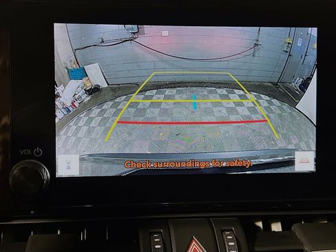 Used 2023 Toyota RAV4 XLE Premium image 28