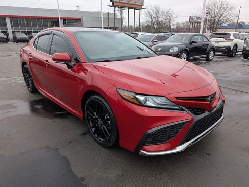 Used 2023 Toyota Camry XSE w/ Cold Weather Package image 7