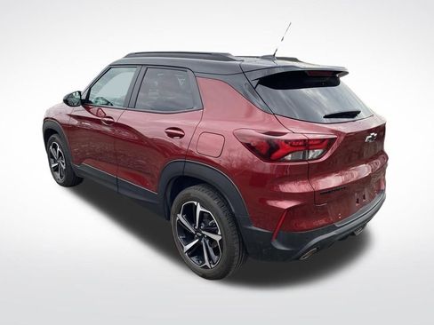 Used 2023 Chevrolet TrailBlazer RS w/ Sun and Liftgate Package image 3