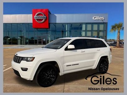 Used 2020 Jeep Grand Cherokee Altitude