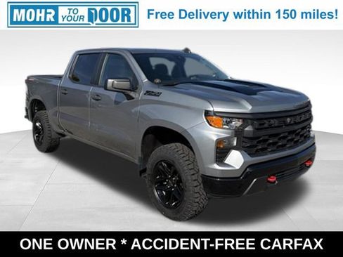 Used 2023 Chevrolet Silverado 1500 Custom Trail Boss w/ LPO, Dark Essentials Package AWD/4WD image 8