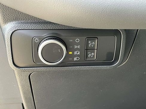 New 2026 Ford Explorer Active image 12