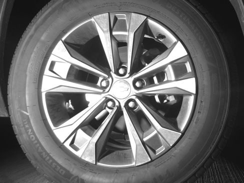 Used 2025 Chevrolet Equinox LT image 13