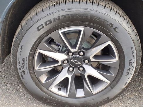 Used 2021 Chevrolet Tahoe Z71 w/ Z71 Off-Road Package image 7