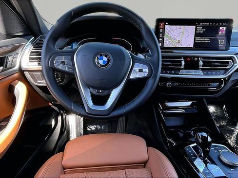 Used 2023 BMW X3 sDrive30i w/ Premium Package image 8