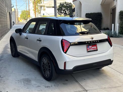 New 2026 MINI Cooper 4-Door Hardtop image 4