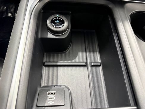 New 2027 Ford Expedition Active AWD/4WD image 45