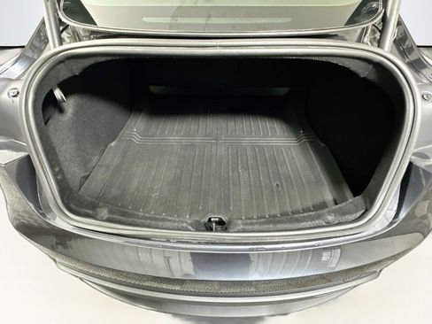 Used 2025 Tesla Model 3 Long Range RWD image 28