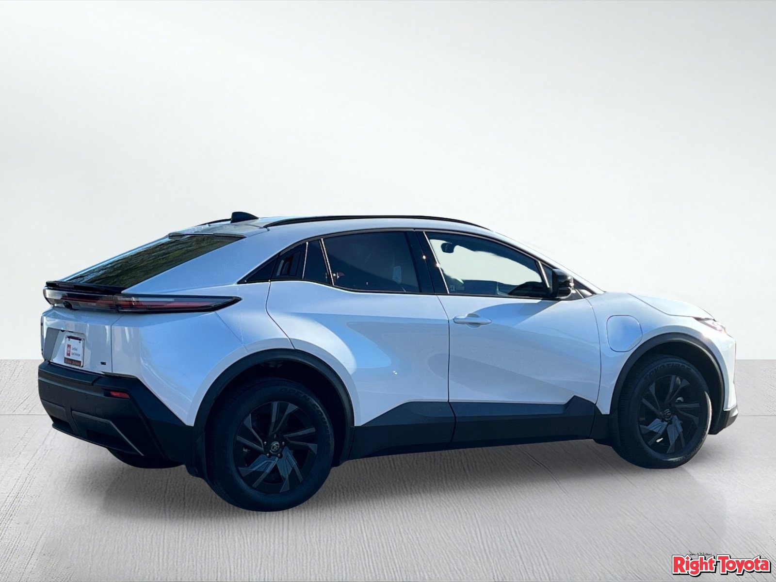 Certified 2026 Toyota C-HR AWD/4WD image 7