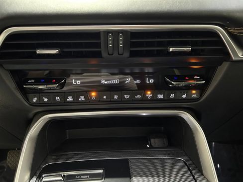 Used 2024 MAZDA CX-90 Plug-In Hybrid w/ Premium Plus AWD/4WD image 20