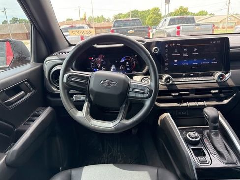 Used 2024 Chevrolet Colorado Trail Boss w/ Advanced Trailering Package AWD/4WD image 19