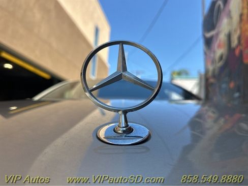 Used 2011 Mercedes-Benz E 350 Sedan image 38