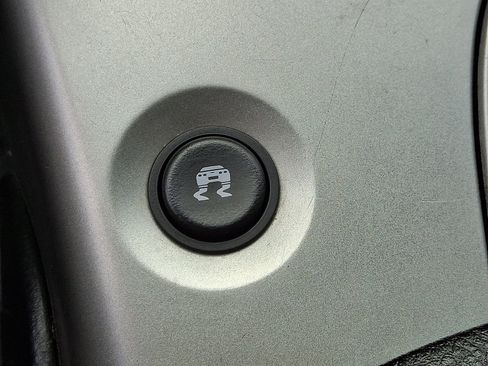 Used 2005 Chevrolet Corvette Convertible w/ Preferred Equipment Group image 22