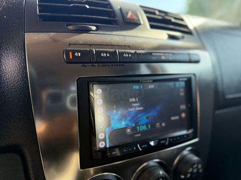 Used 2008 HUMMER H3 Alpha image 9