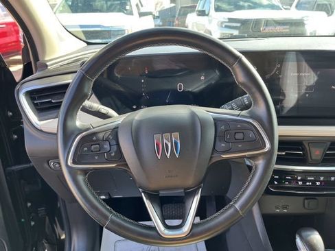 Used 2024 Buick Encore GX Avenir w/ Avenir Convenience Package FWD image 13