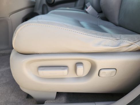 Used 2011 Honda CR-V EX-L image 24