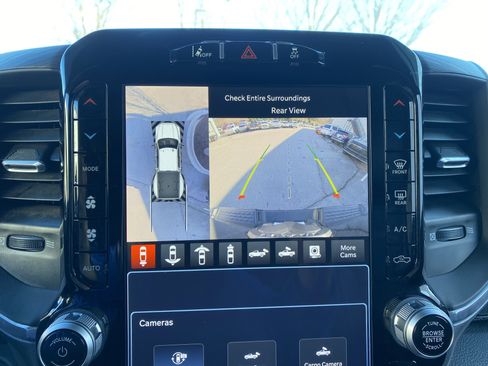 Used 2024 RAM 3500 Laramie w/ Night Edition image 29