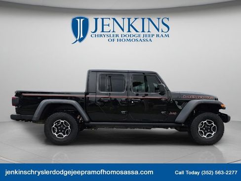 Used 2023 Jeep Gladiator Mojave w/ LED Lighting Group AWD/4WD image 3