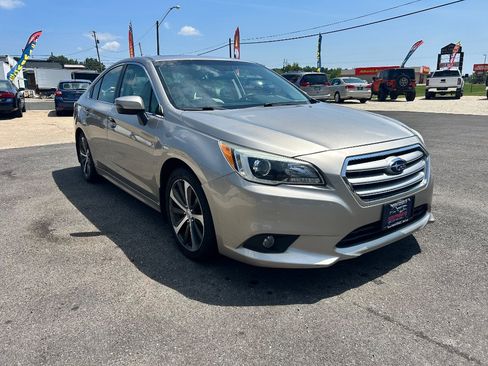 Used 2015 Subaru Legacy 2.5i Limited AWD/4WD image 3