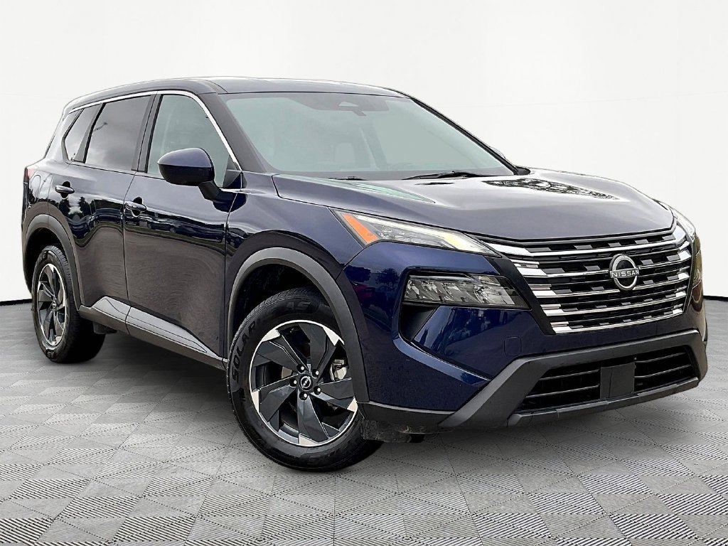 Used 2024 Nissan Rogue SV AWD/4WD image 4